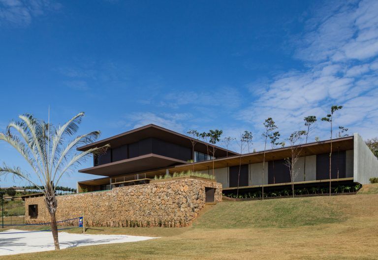 CR Residence – Luxus obklopený prírodou z Brazílie